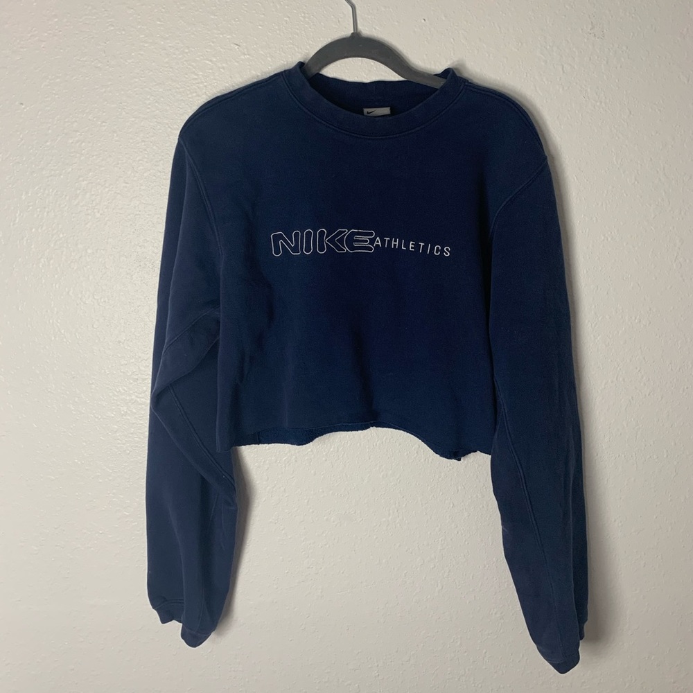 NIKE crop sweatshirt
